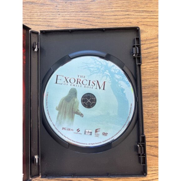 The Exorcism Of Emily Rose 2005 DVD Horror Laura Linney Tom Wilkinson Pre-Owned - Picture 3 of 4